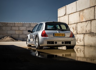 2001 RENAULT CLIO V6 PHASE 1