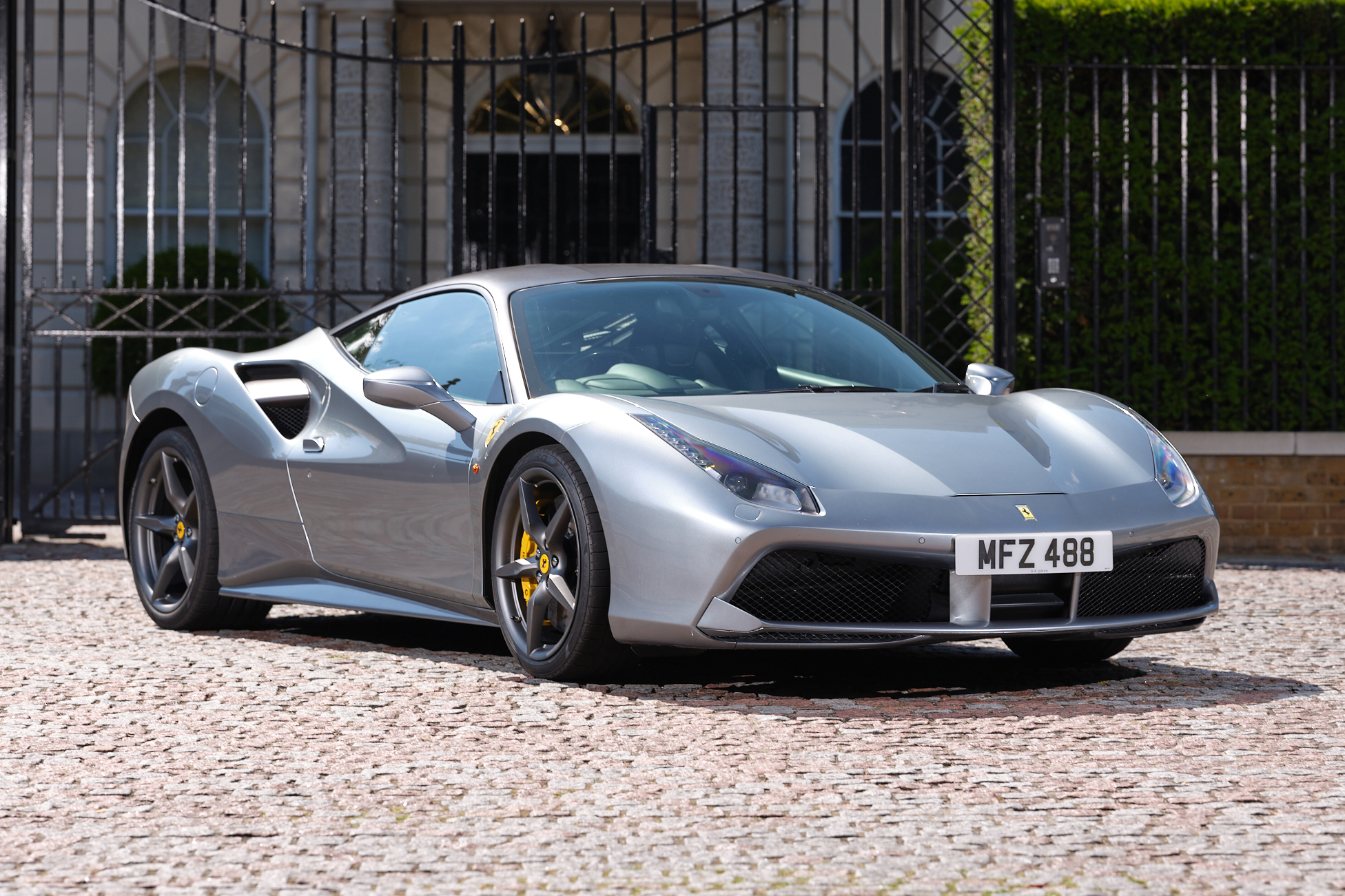【中古】 Constantine (UK Import) 2016 FERRARI 488 GTB for sale by auction in London, United