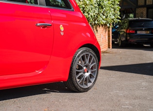 2010 ABARTH 695 TRIBUTO FERRARI