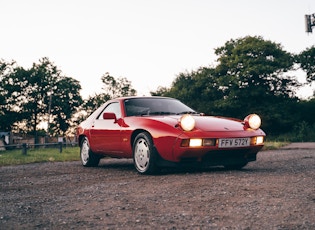 1983 PORSCHE 928 S – MANUAL  