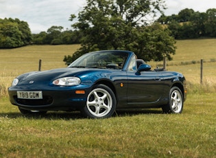 2001 MAZDA MX-5