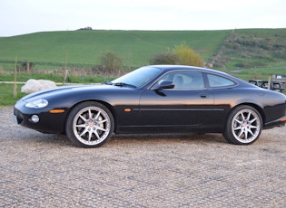 2002 JAGUAR XKR 100 4.0 COUPE