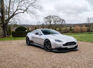 2017 ASTON MARTIN VANTAGE GT8