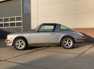 1972 PORSCHE 911 T TARGA - 993 ENGINE