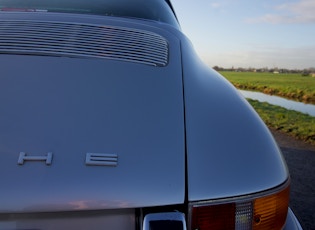 1972 PORSCHE 911 T TARGA - 993 ENGINE