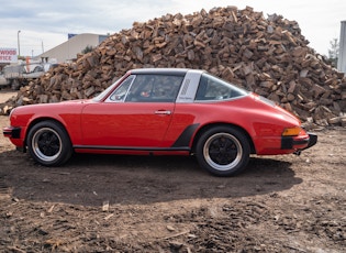 1975 PORSCHE 911 TARGA