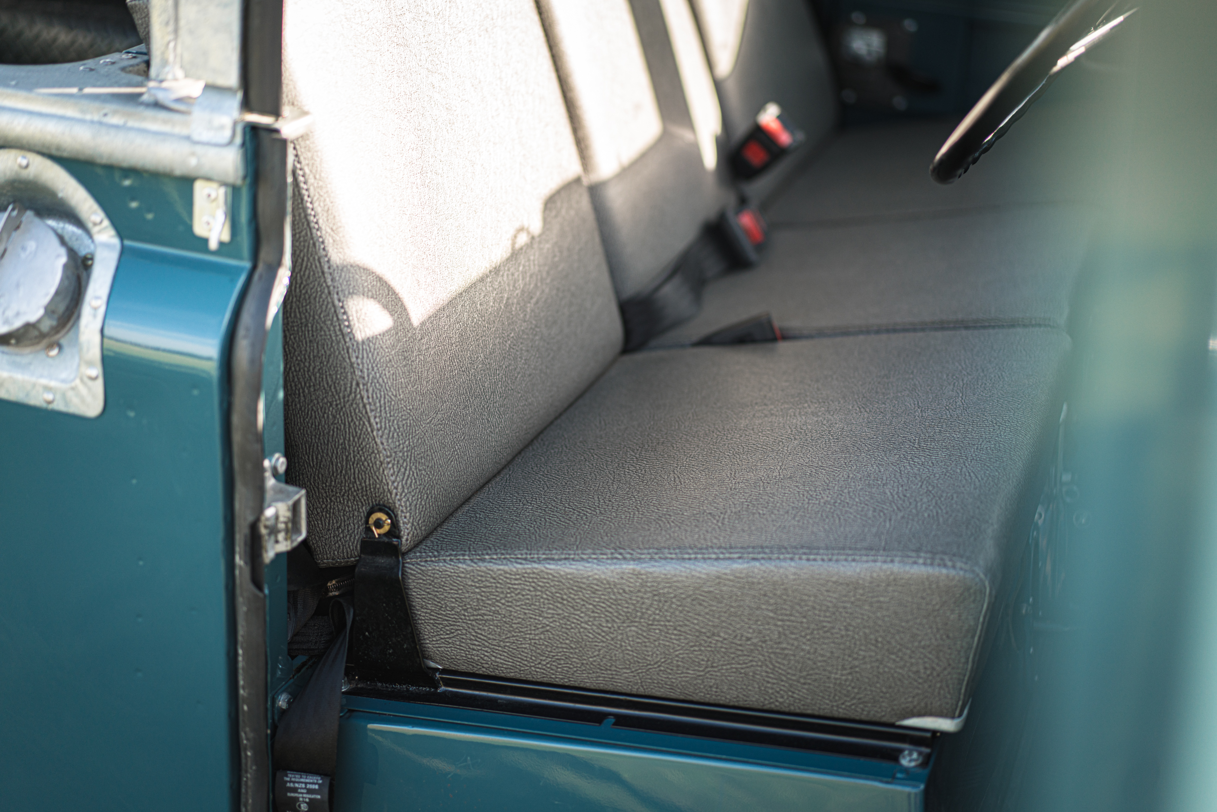 1963 LAND ROVER SERIES IIA 88