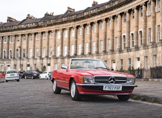 1988 MERCEDES-BENZ (R107) 300 SL