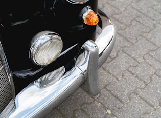 1960 MERCEDES-BENZ (W128) 220 SE PONTON CABRIOLET 