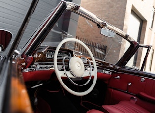 1960 MERCEDES-BENZ (W128) 220 SE PONTON CABRIOLET 