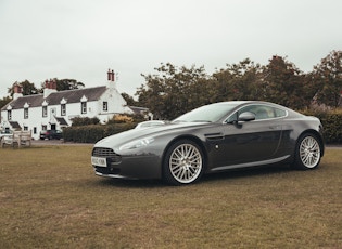 2010 ASTON MARTIN V8 VANTAGE