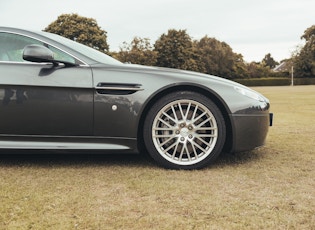 2010 ASTON MARTIN V8 VANTAGE