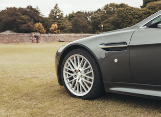 2010 ASTON MARTIN V8 VANTAGE