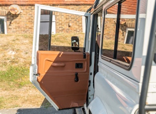 2002 LAND ROVER DEFENDER 110 TD5 STATION WAGON 