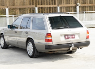 1990 MERCEDES-BENZ (W124) 300 TE