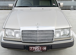 1990 MERCEDES-BENZ (W124) 300 TE