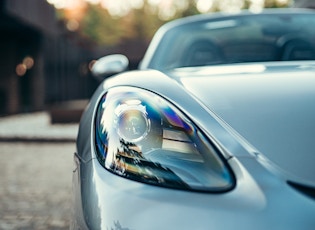 2020 PORSCHE 718 SPYDER - MANUAL