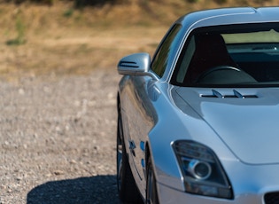 2010 MERCEDES-BENZ SLS AMG