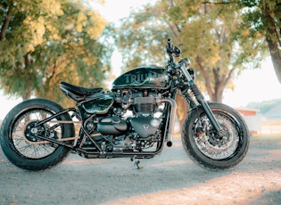 2022 TRIUMPH BONNEVILLE BOBBER