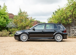 2003 VOLKSWAGEN GOLF (MK4) R32 – 30,670 MILES 