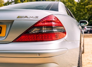 2002 MERCEDES-BENZ (R230) SL55 AMG