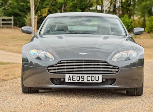 2009 ASTON MARTIN V8 VANTAGE