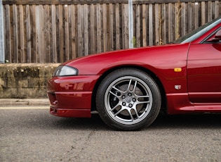 1995 NISSAN SKYLINE (R33) GT-R V-SPEC