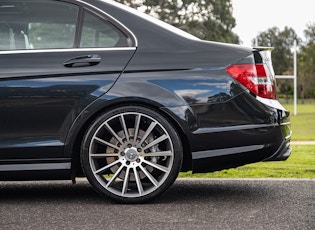 2012 MERCEDES-BENZ (W204) C63 AMG