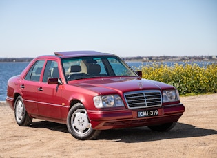 1994 MERCEDES-BENZ (W124) E280