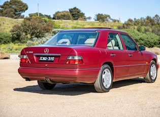 1994 MERCEDES-BENZ (W124) E280