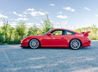 2011 PORSCHE 911 (997.2) GT3