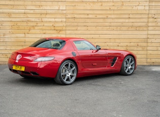 2012 MERCEDES-BENZ SLS AMG