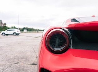 2019 FERRARI 488 PISTA