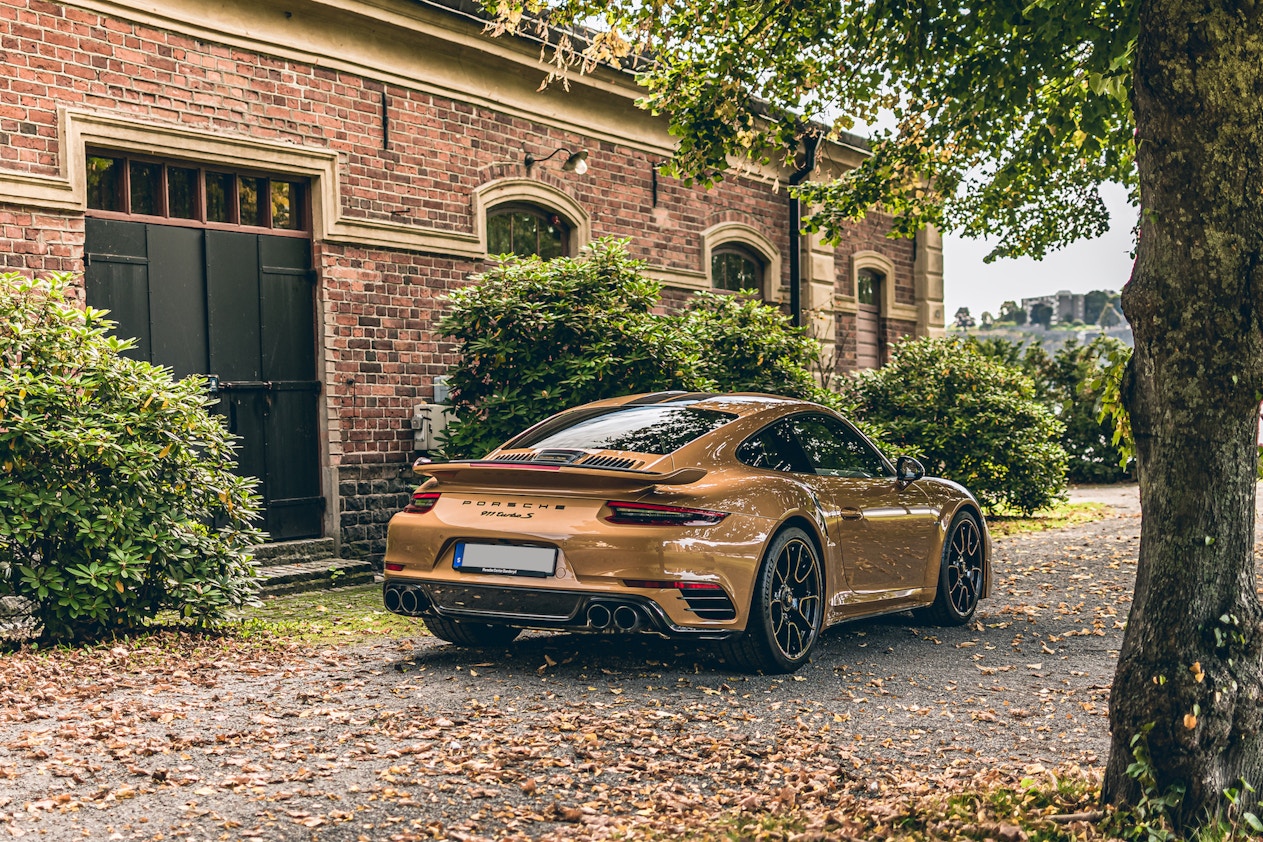Outer Grille | Porsche Carrera 991.2 Turbo (S) Outer Grille | Porsche Carrera 991.2 Turbo (S)
