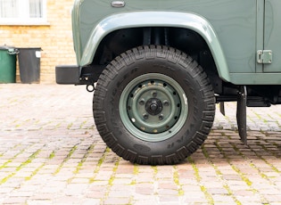 2012 LAND ROVER DEFENDER 90 XS - 13,250 MILES