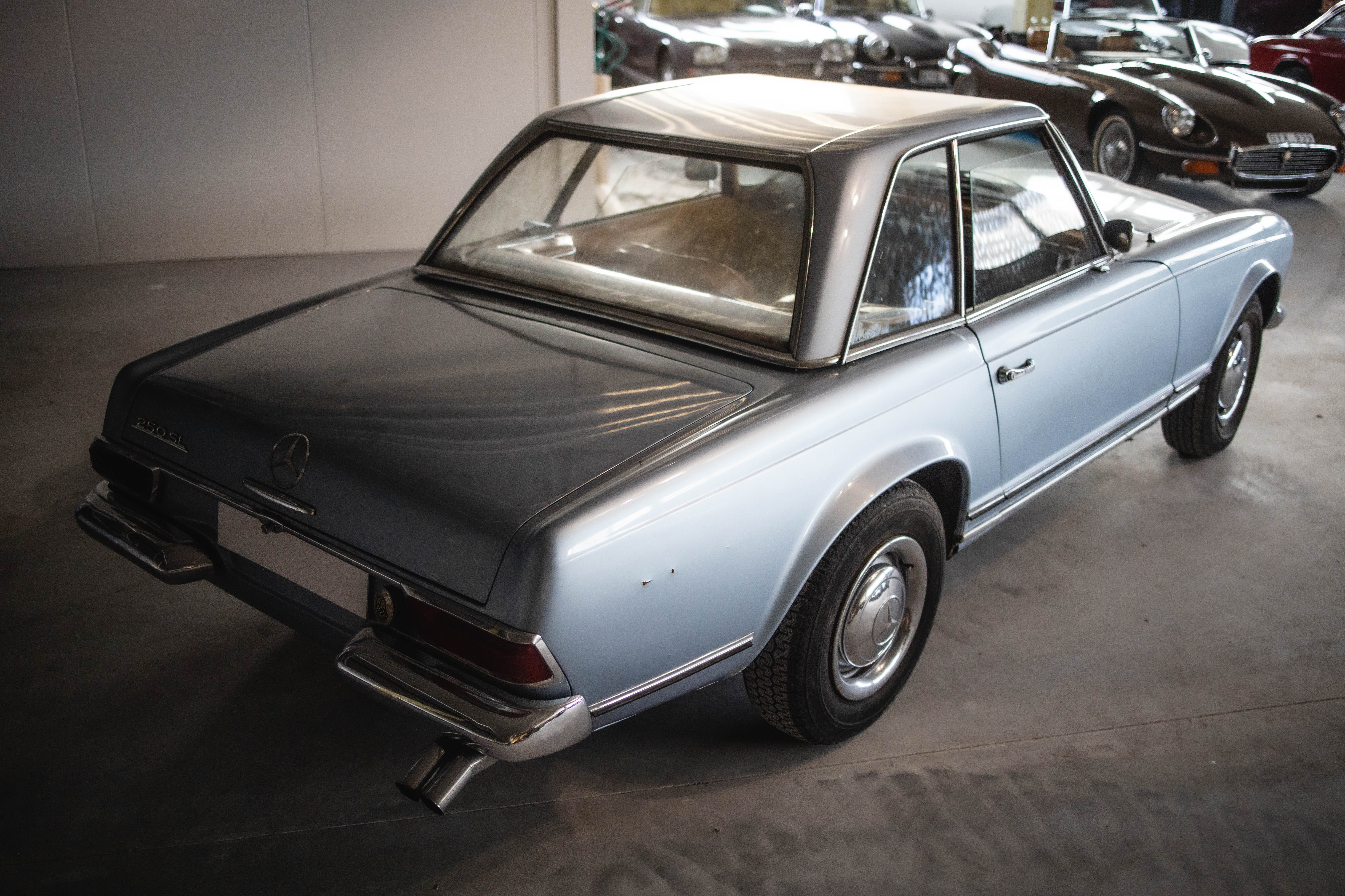 Bonhams Cars : 1963 Mercedes-Benz 230 SL Pagoda Convertible