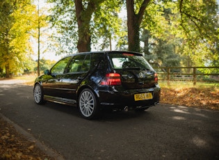 2003 VOLKSWAGEN GOLF (MK4) R32