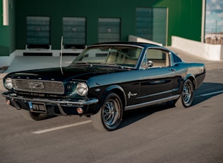 1966 FORD MUSTANG FASTBACK