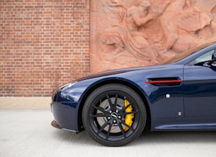 2019 ASTON MARTIN V8 VANTAGE S RED BULL RACING EDITION - 262 KM - VAT Q 