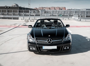 2011 MERCEDES-BENZ (R230) SL63 AMG - 58,994 KM