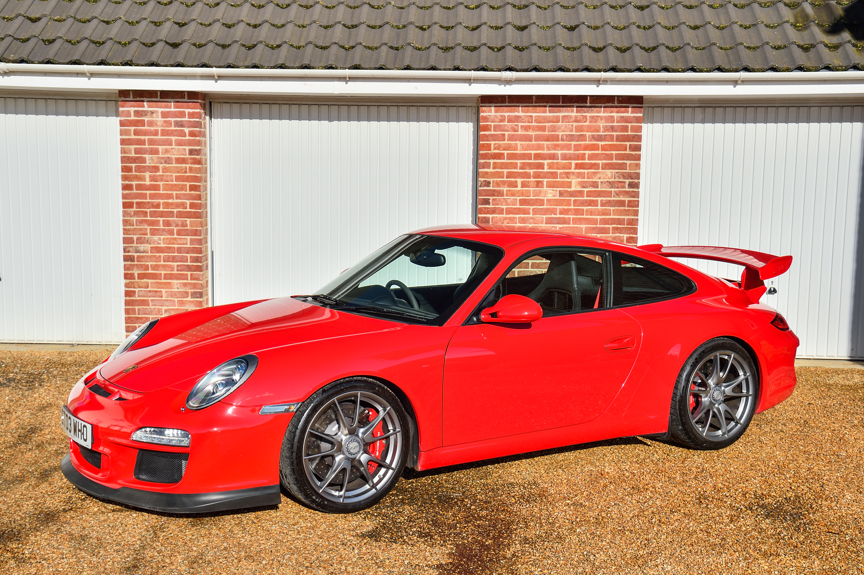 Особенности дизайна легендарного спортивного автомобиля