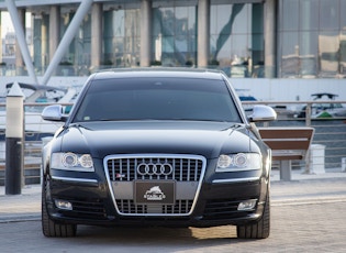 2008 AUDI S8