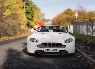 2013 ASTON MARTIN V8 VANTAGE ROADSTER - 14,580 MILES