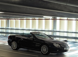 2006 MERCEDES-BENZ (R230) SL55 AMG - 17,243 MILES