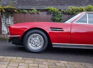 1971 ASTON MARTIN DBS V8