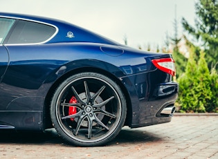 2011 MASERATI GRANTURISMO S