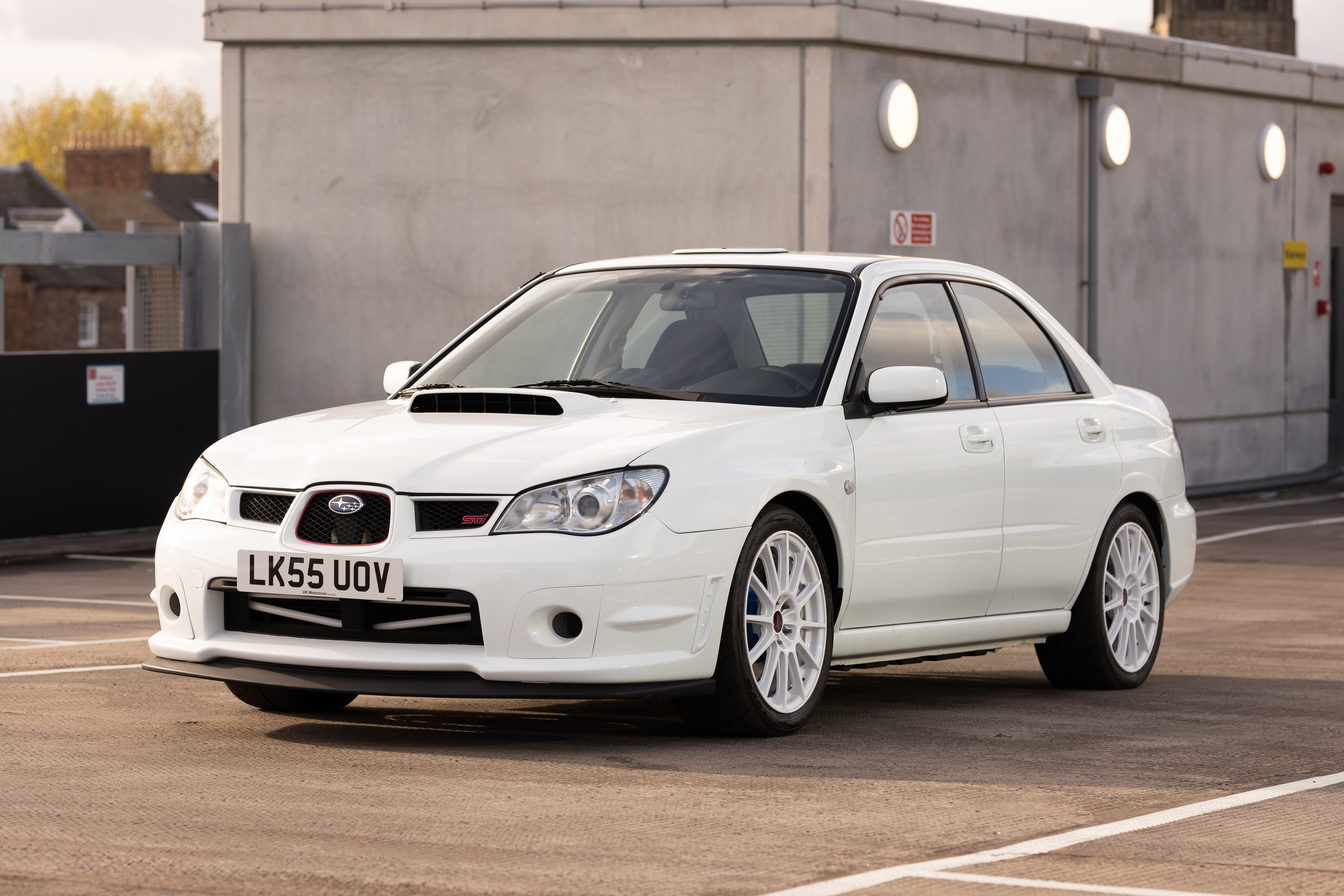 CARNEL 1/43 スバル WRX STI Type RA-R White カーネル 1/43 スバル WRX STi タイプ RA-R VAB 2018 クリスタル