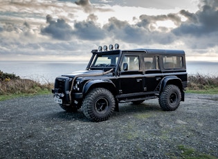 2009 LAND ROVER DEFENDER 110 XS STATION WAGON - 32,500 MILES