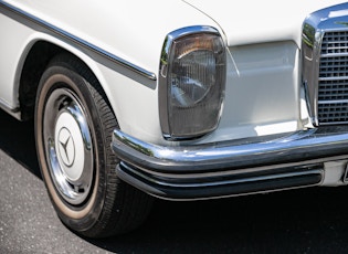 1973 MERCEDES-BENZ (W114) 280 CE COUPE