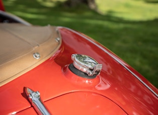 1957 AUSTIN HEALEY 100/6 - RHD